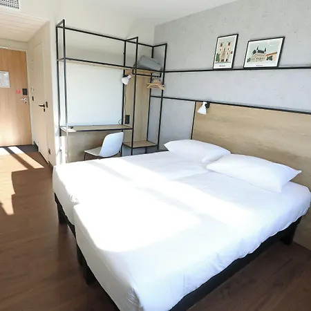 Hotel Ibis Jallieu Medipole 3*