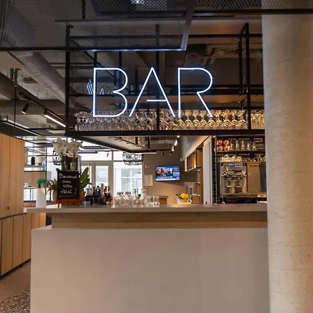 Ibis Jallieu Medipole 3*