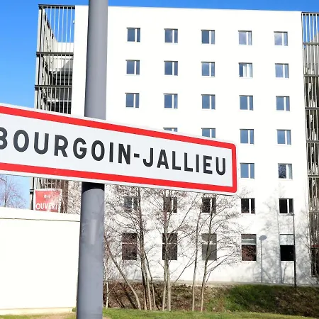 Hotel Ibis Jallieu Medipole 3*