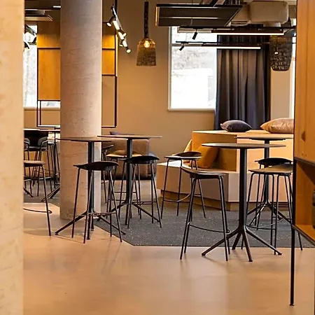 Ibis Jallieu Medipole 3*
