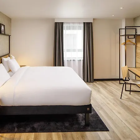 Ibis Jallieu Medipole Hotel